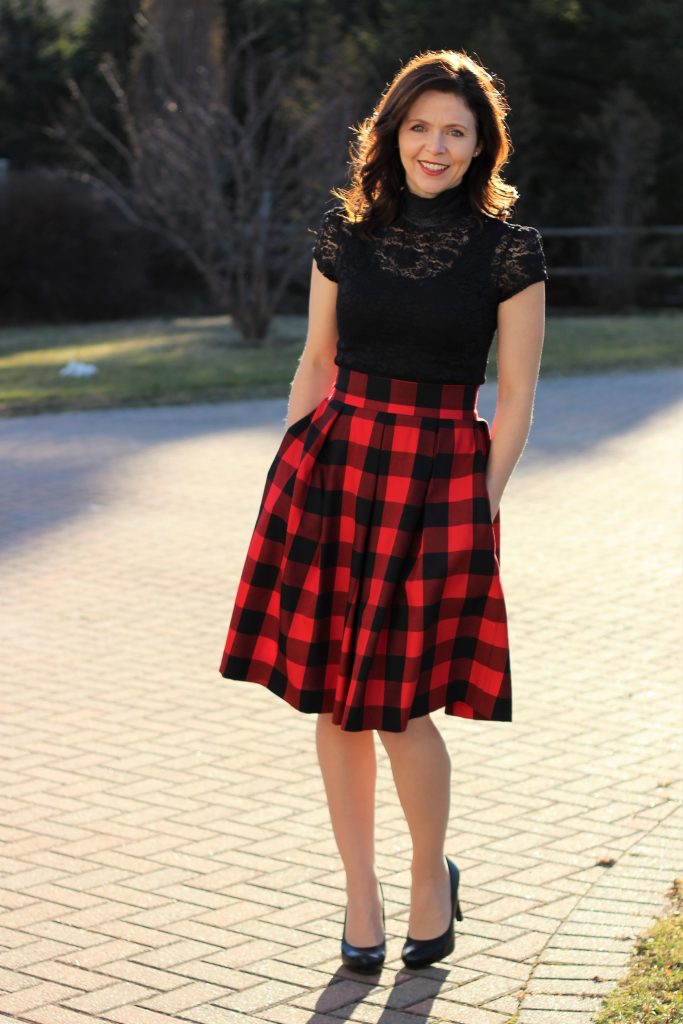 Buffalo plaid midi outlet skirt