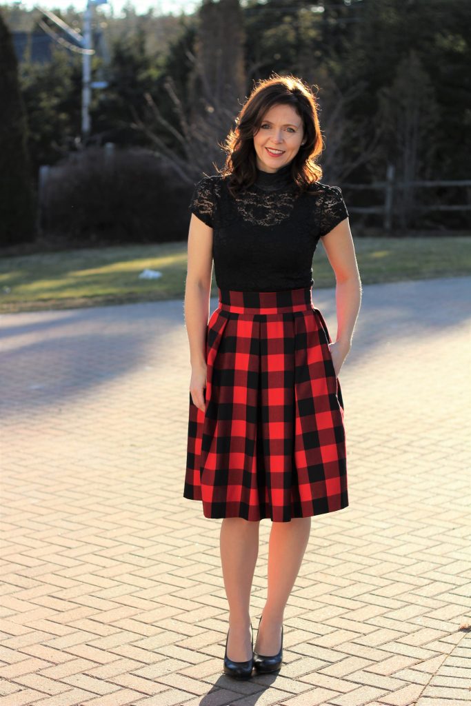 Work Style: Buffalo Plaid Skirt – Pearls & Ponies