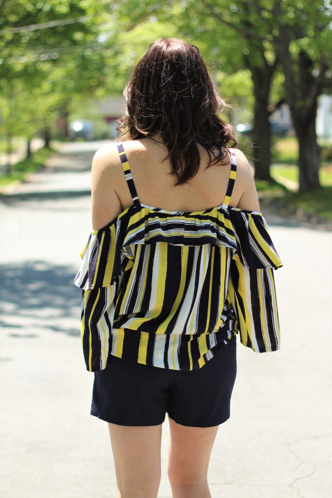 striped ruffled top